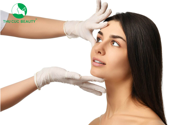 Nên nâng cung mày hay cắt mí để có đôi mắt to tròn tự nhiên?