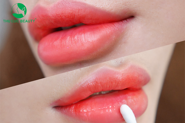 Phun môi collagen giữ được bao lâu? Cách để giữ màu bền lâu