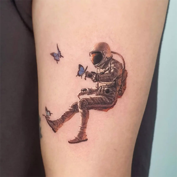 tattoo phi hanh gia va buom