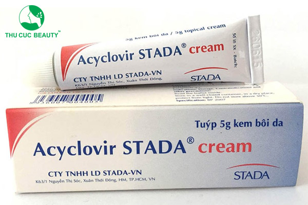 Bôi Acyclovir sau phun môi có bị thâm môi?