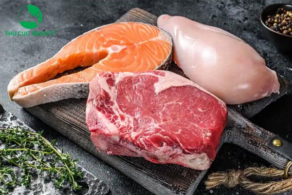 Dặm môi lần 2 kiêng ăn gì và kiêng trong bao lâu?