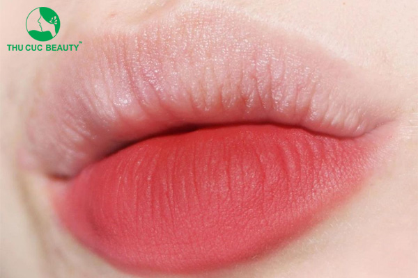 Tìm hiểu về 4 dấu hiệu phun môi thành công