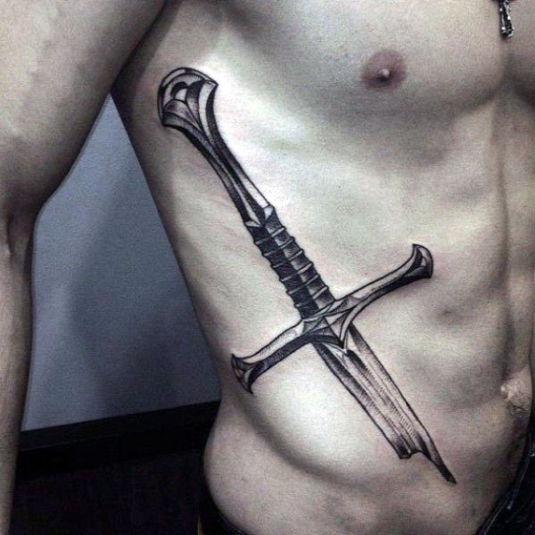 Hình xăm thanh kiếm gãy của hiệp sĩ