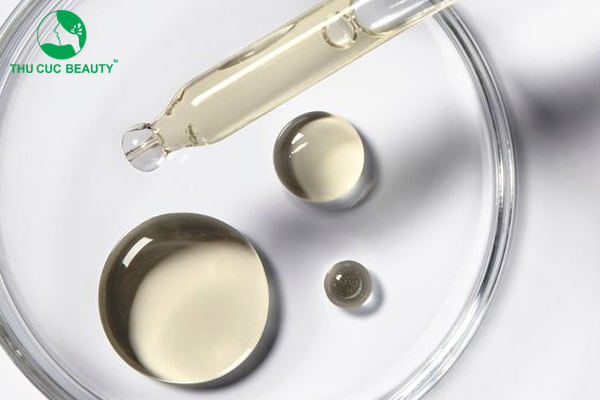 Có nên bôi tế bào gốc sau khi xăm môi không?