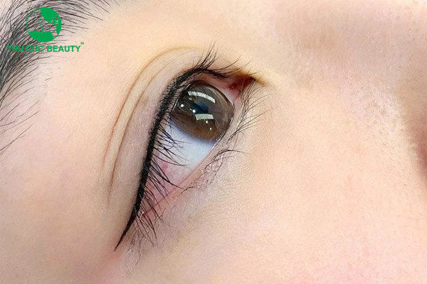 Có nên phun xăm mí mắt không? Những điểm cần lưu ý