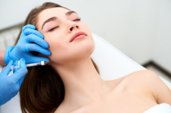 Tiêm botox gọn hàm có bị hóp má không?